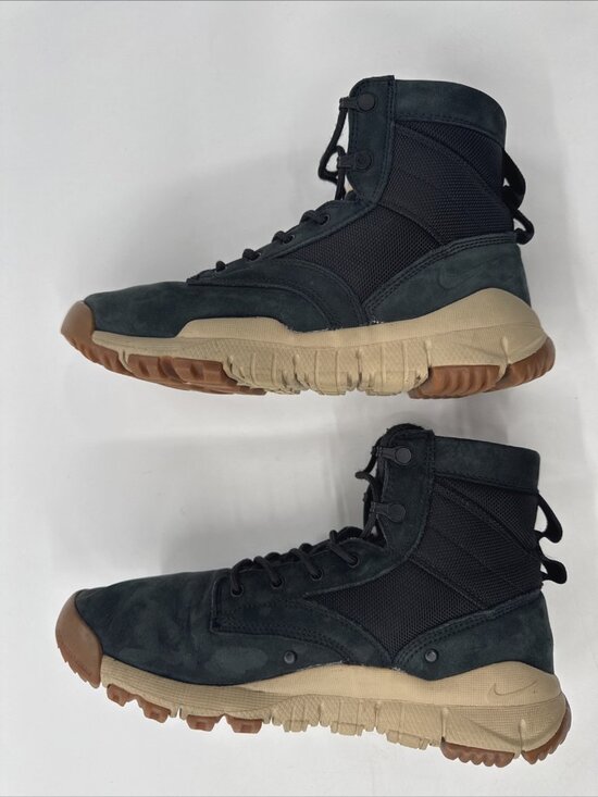 Nike SFB Field Leather Boots Men\'s Size 8 Black Mushroom NSW High Top Sneakers main image 4